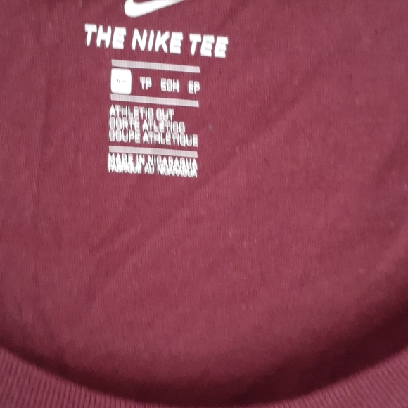 Nike top - Picture 3 of 6